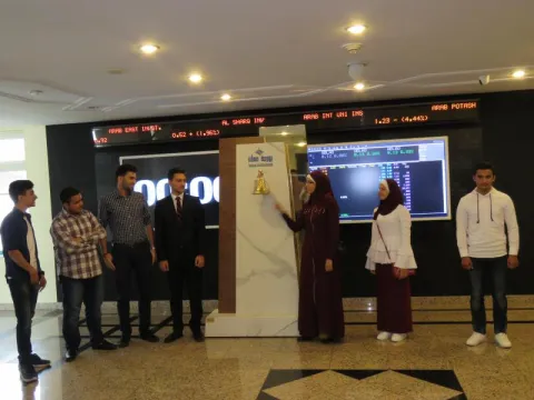 بورصة عمان تكرم أوائل الثانوية العامة