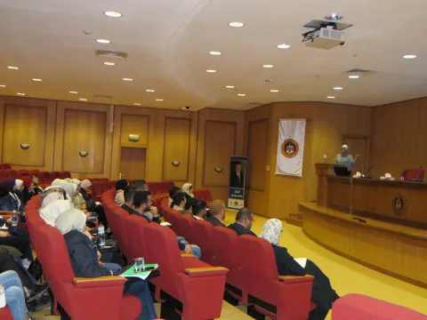  بورصة عمان تستقبل وفداً طلابياً من الجامعة الأردنية