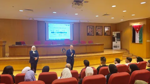 جامعة العلوم الإسلامية العالمية تزور بورصة عمان ومؤسسات سوق رأس المال الأردني