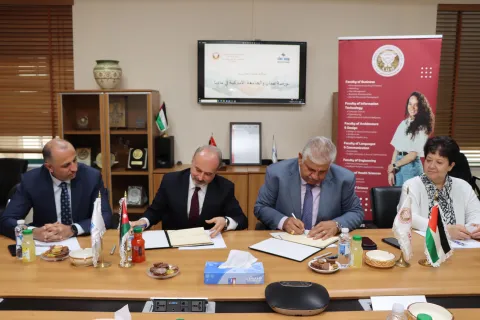 مذكرة تفاهم وتعاون بين بورصة عمان والجامعة الأميركيـة في مادبا